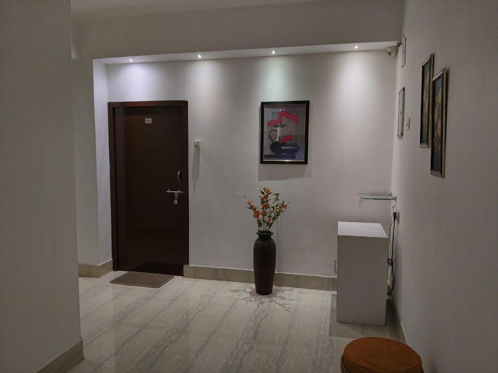 The Executive Inn Гувахати Екстериор снимка