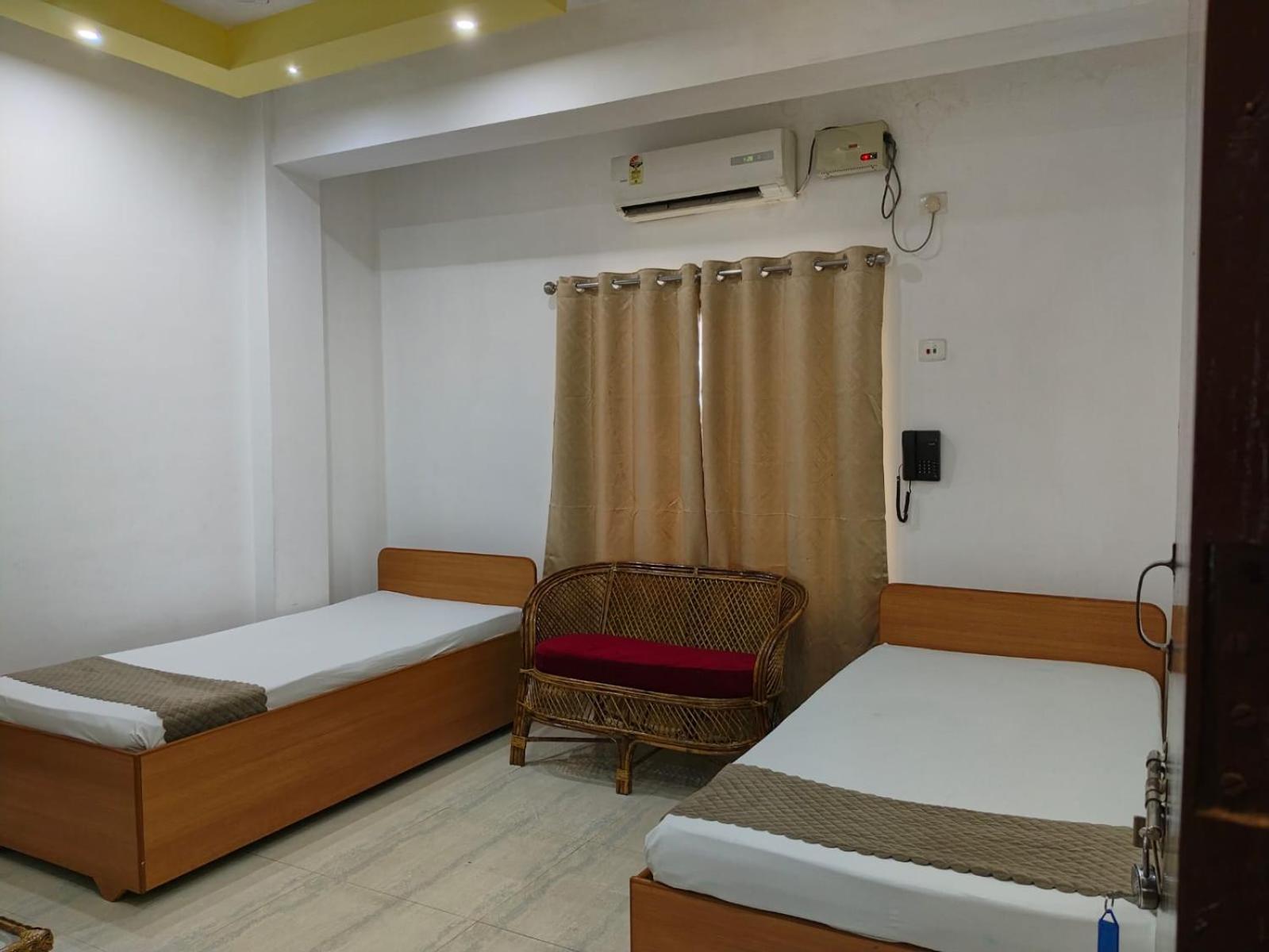 The Executive Inn Гувахати Екстериор снимка