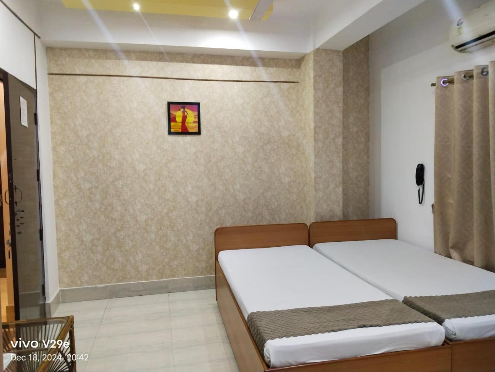 The Executive Inn Гувахати Екстериор снимка